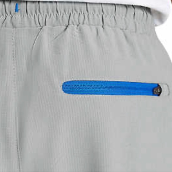 Eddie Bauer Youth 2-pack Hybrid Short (M 10-12) NWT - Picture 5 of 8